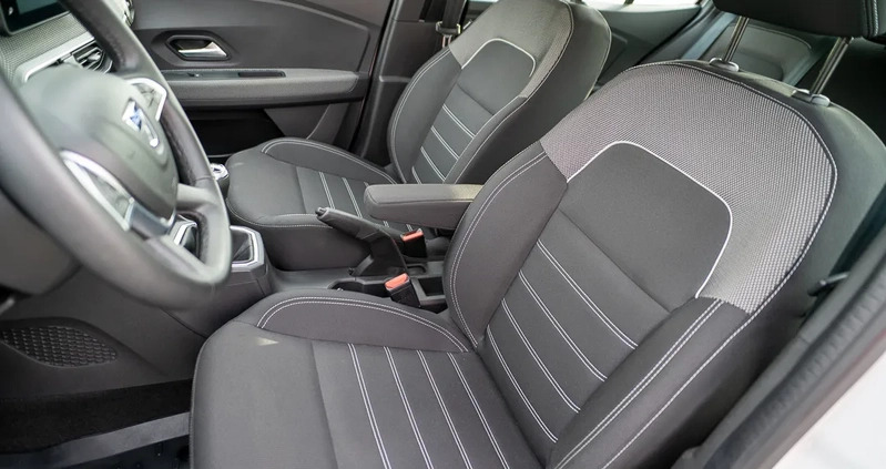 Dacia Logan cena 52900 przebieg: 33142, rok produkcji 2022 z Skępe małe 781